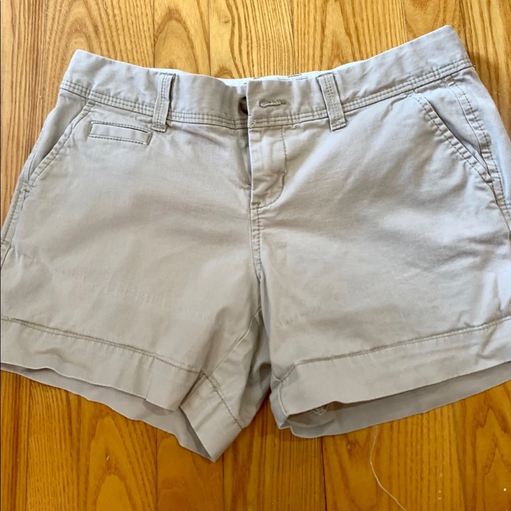 Old Navy Women’s Khaki Shorts
